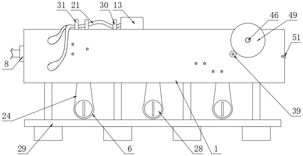 Extruding, cutting, cooling and cleaning device for copper bars