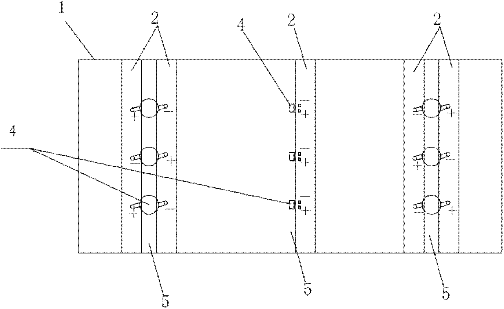 Heat dissipation and circuit insulating device of high-power light emitting diode (LED) lamp