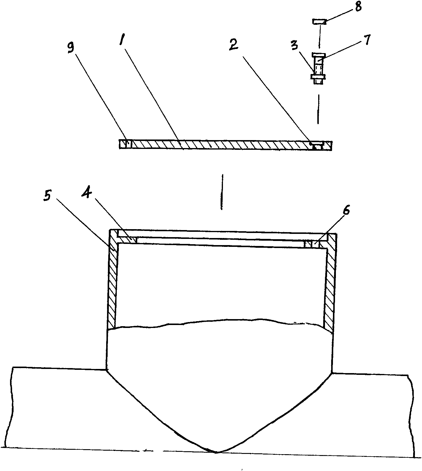 Bolt-connecting anti-theft iron well lid device of sewer