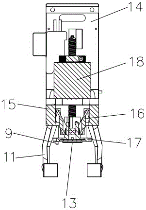 Accurate medicine fetching and discharging manipulator device