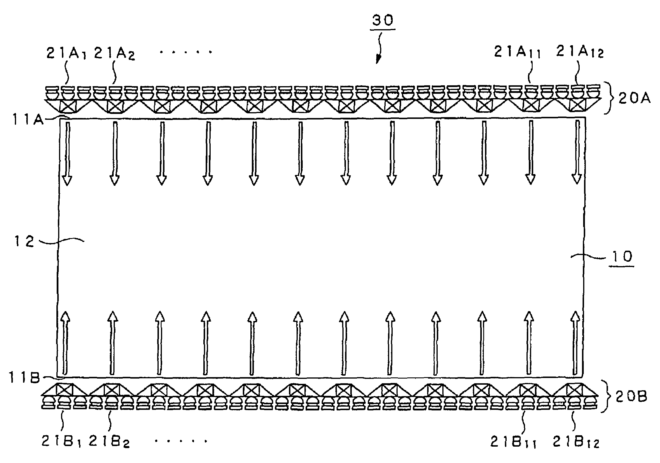 Illuminating device and backlight device employing the illuminating device