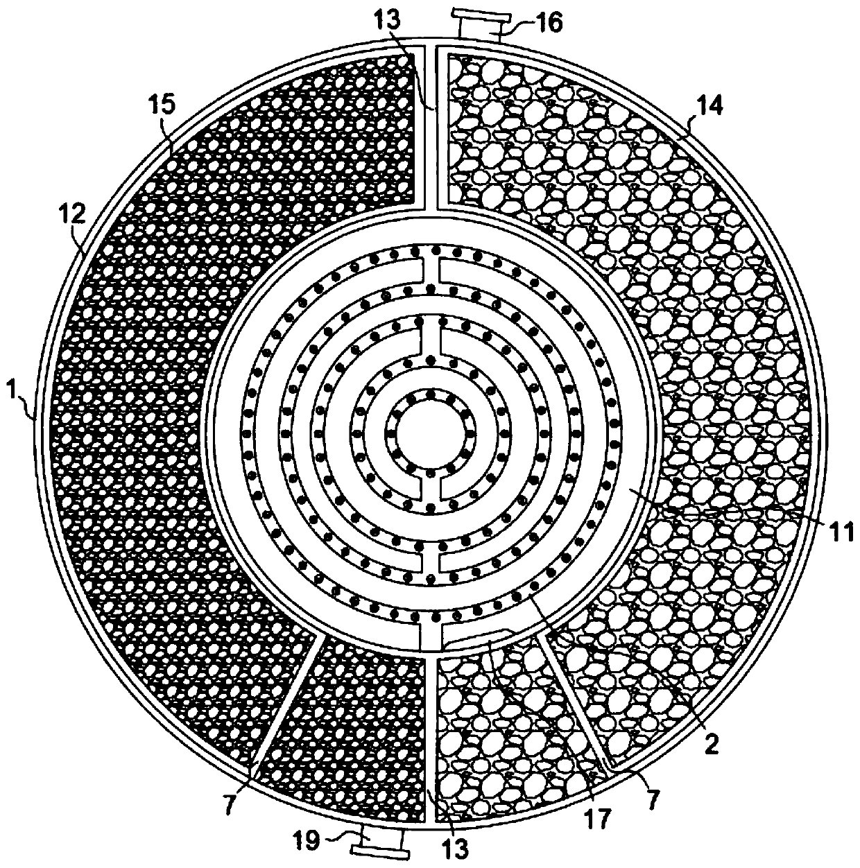 Water quality purification device for coping with point source water pollution and purification method thereof