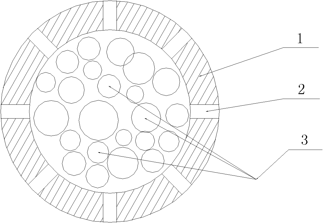 Dust adhesion-resistant coated denitration catalytic sphere and preparation method thereof