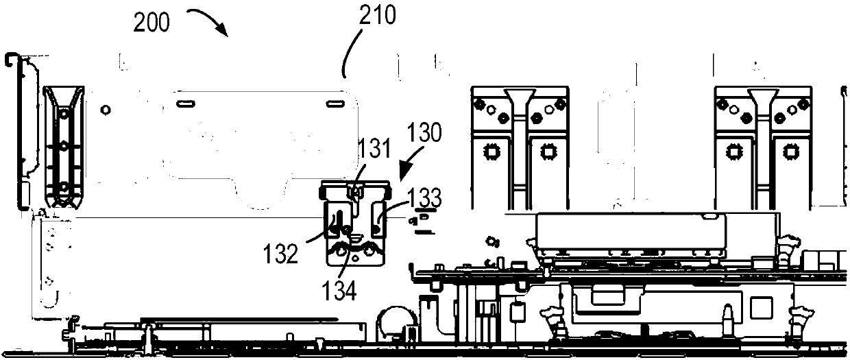 Cable retainer and corresponding rack server