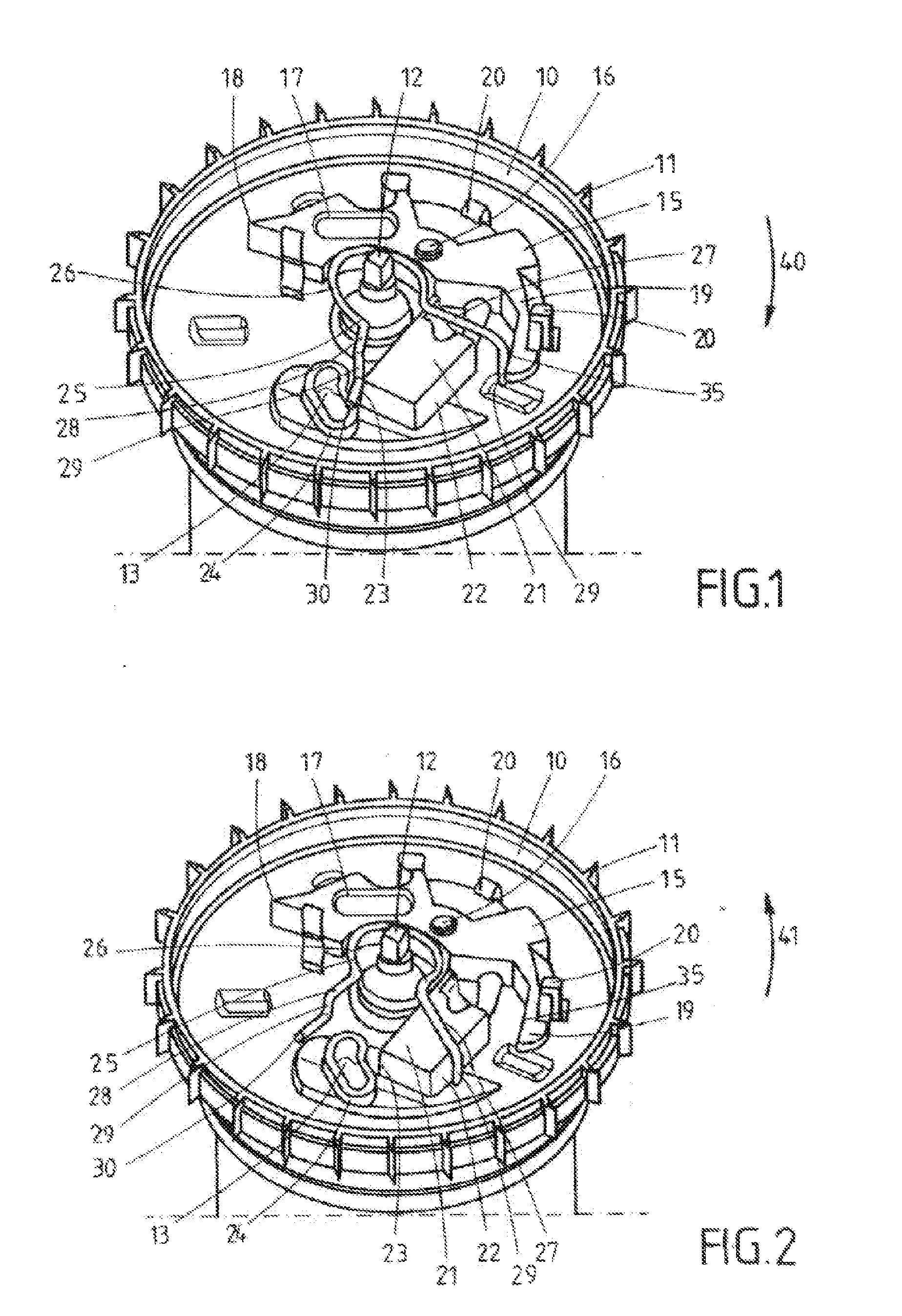 Self-Locking Belt Retractor With Deactivation of its Belt Webbing-Sensitive Control System Operating in the Retracting Direction of the Belt Shaft