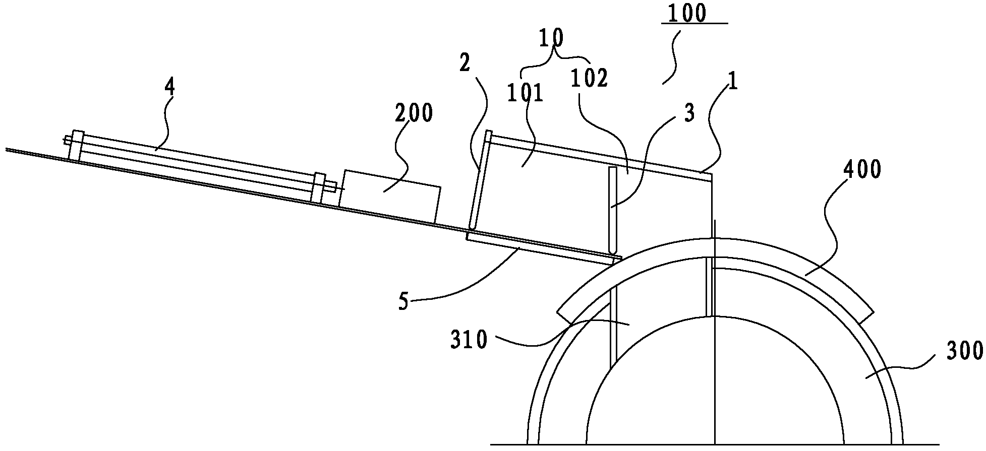 Anode scrape feeding device for metallurgical furnace and metallurgical furnace with same