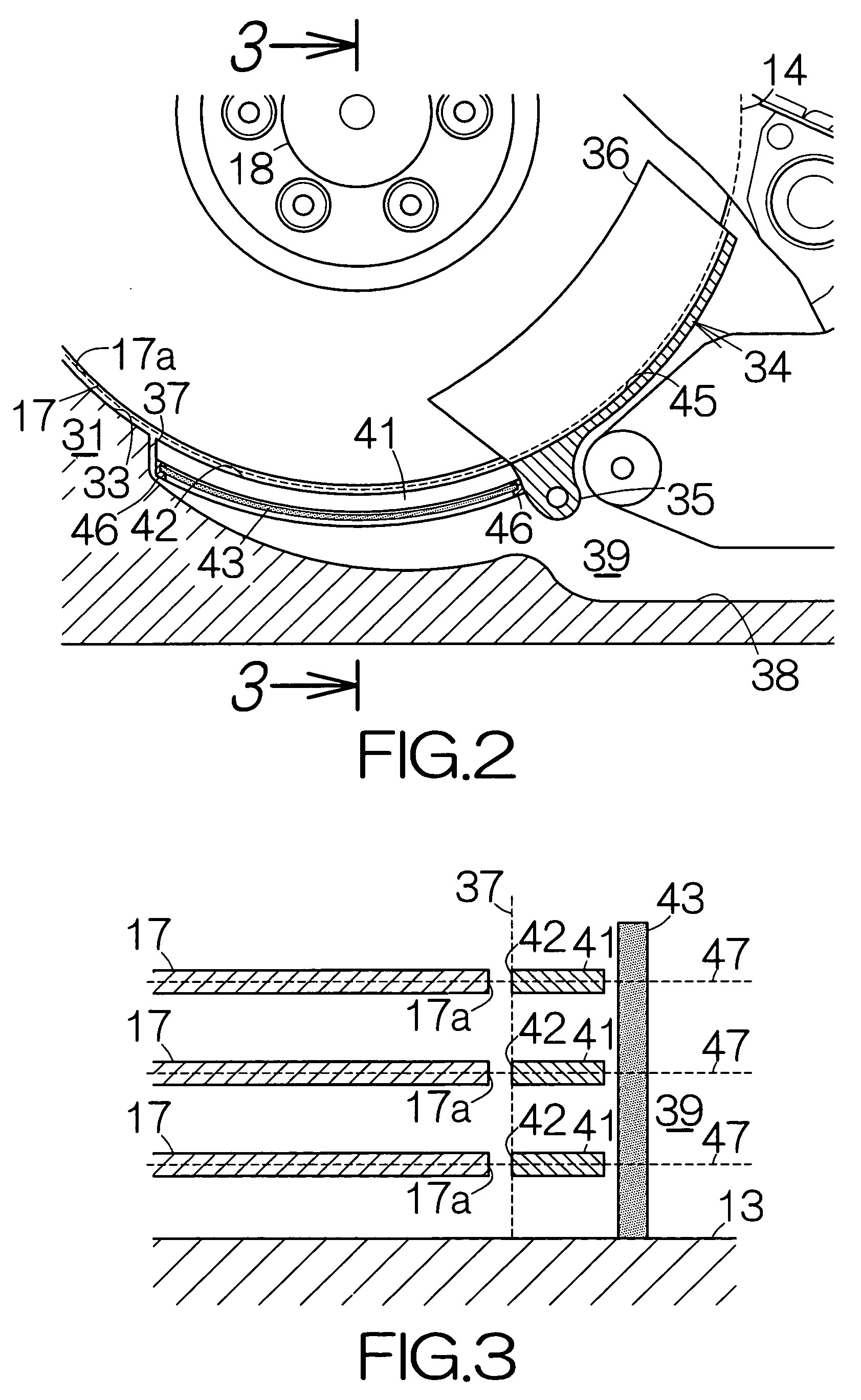 Recording disk drive having shroud