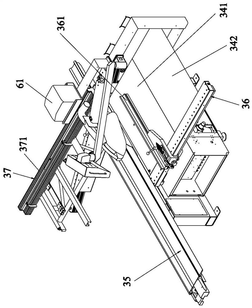 Code scanning type numerical control sawing system and machining method thereof