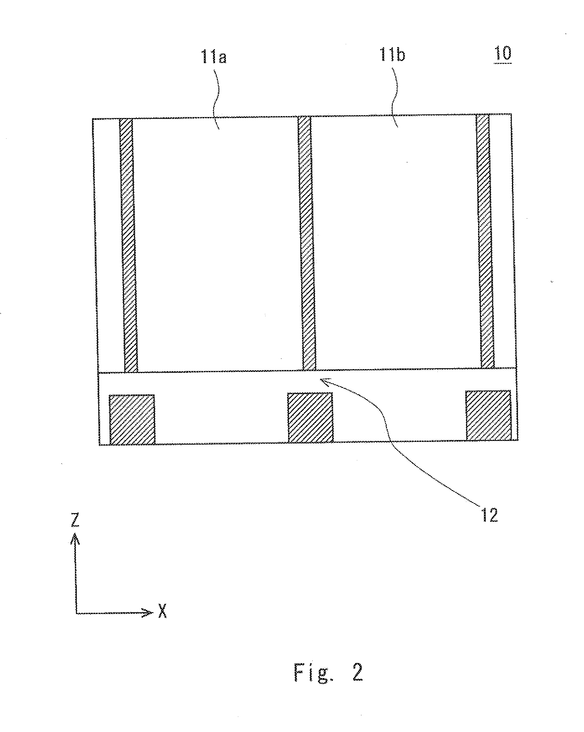 Thermal spraying apparatus and thermal spraying method