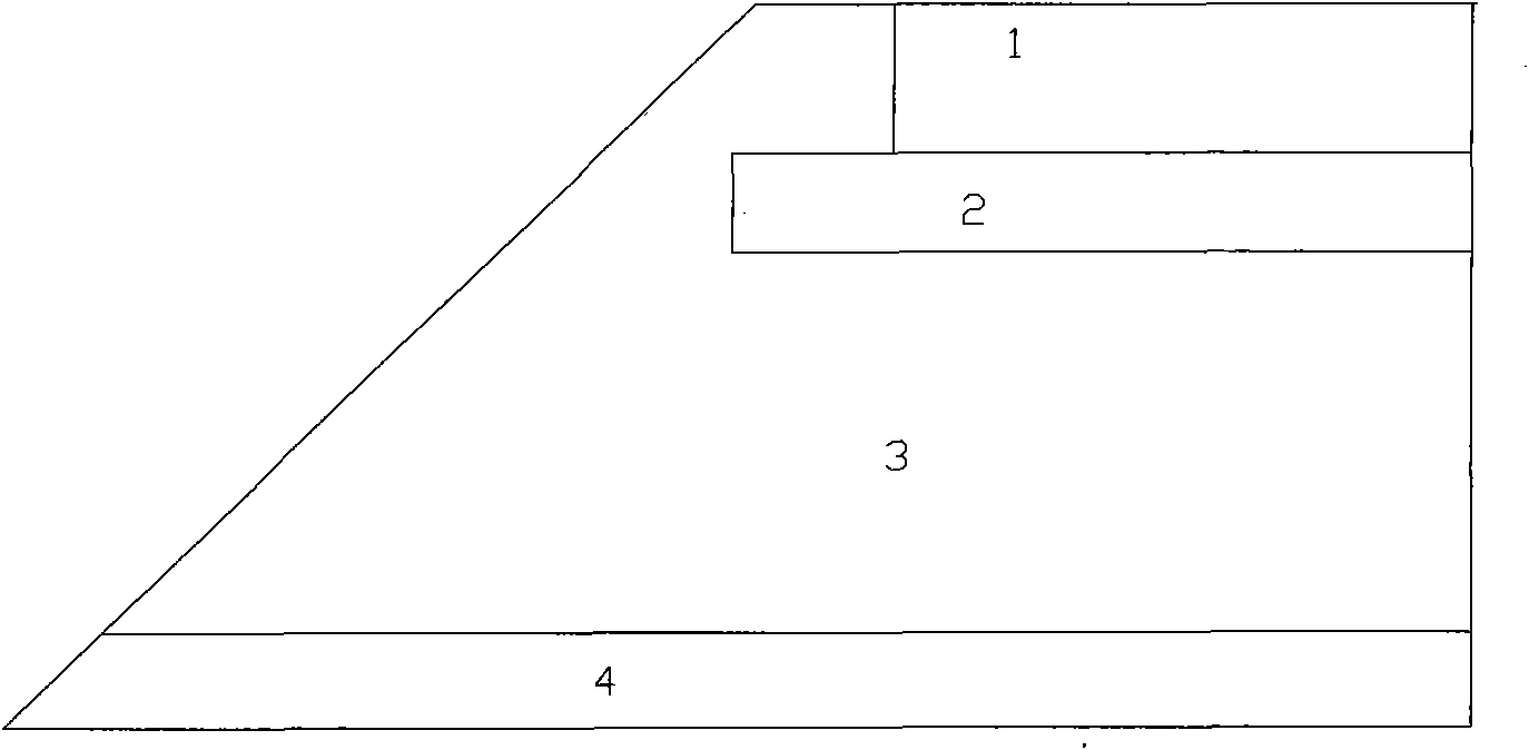 Low embankment structure in phreatic high slity soil region and construction method thereof