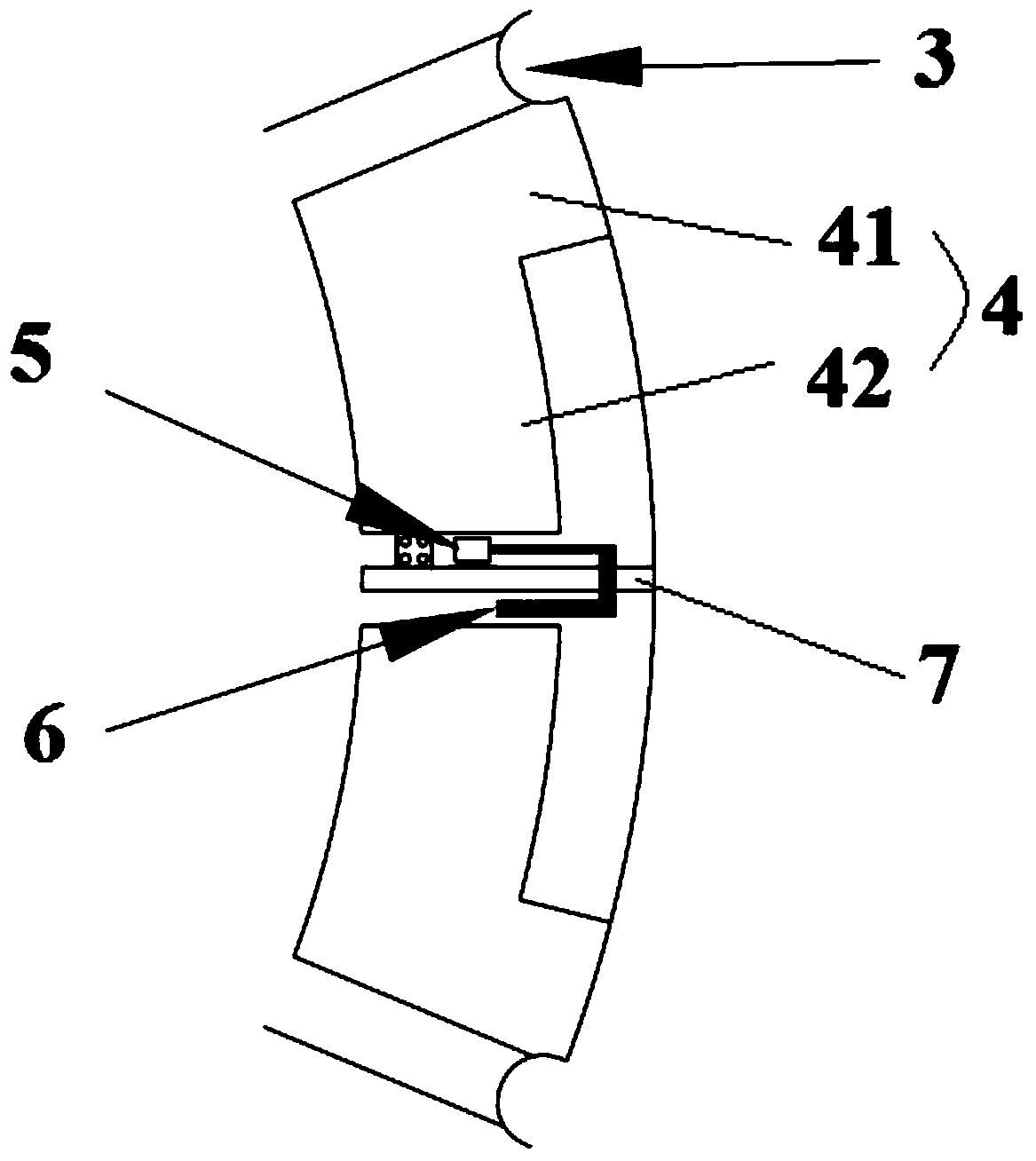 A multi-beam selection smart antenna communication device and communication method thereof