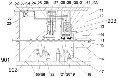 Plate spraying device capable of achieving accurate feeding and uniform coating