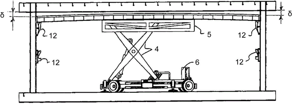 Method and device in lifting car/truck carrying deck panel aboard multi deck pure car/truck carrier (PCTC)