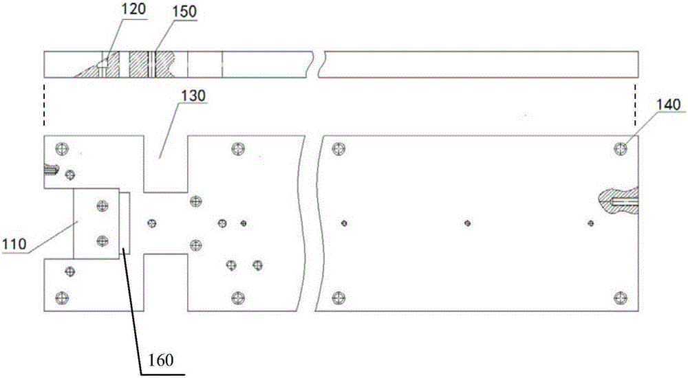 Automatic assembling mechanism for spring and rack