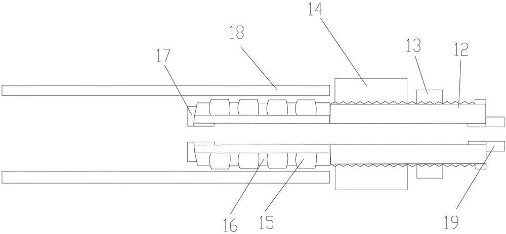 Quick cleaning equipment and cleaning method for large heat exchanger