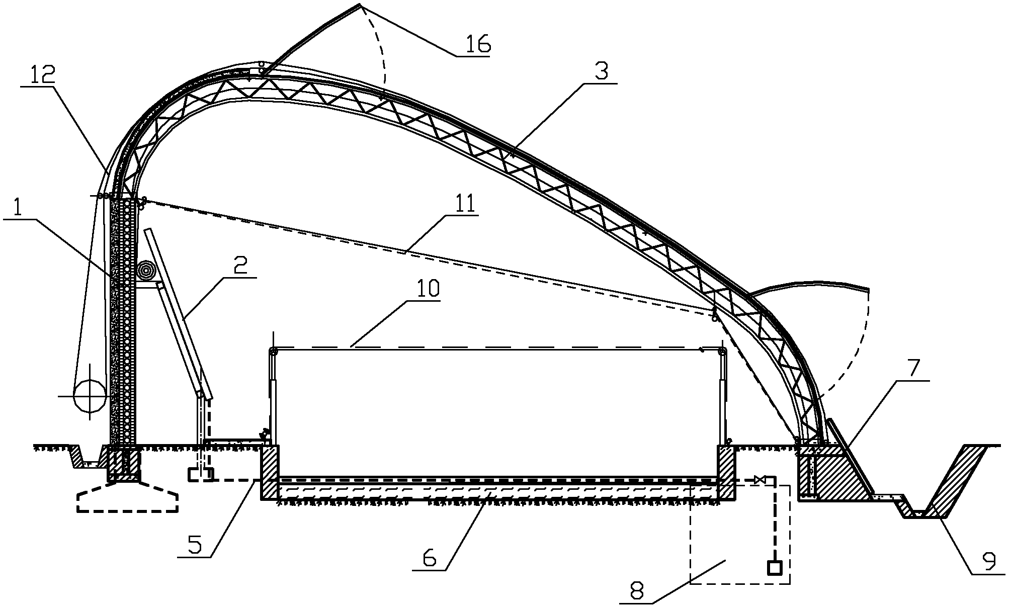 Integrated solar photothermal and photoelectric greenhouse