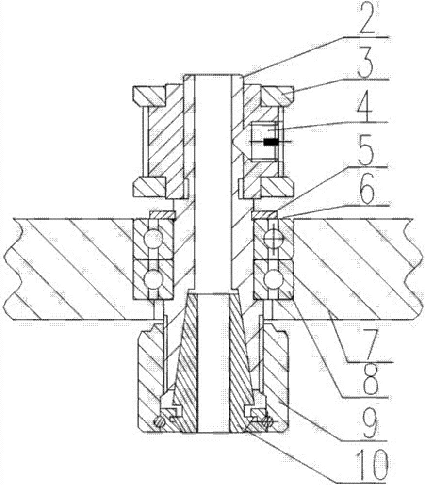 Tool electrode clamp for multi-micropore electric spark discharge synchronous machining