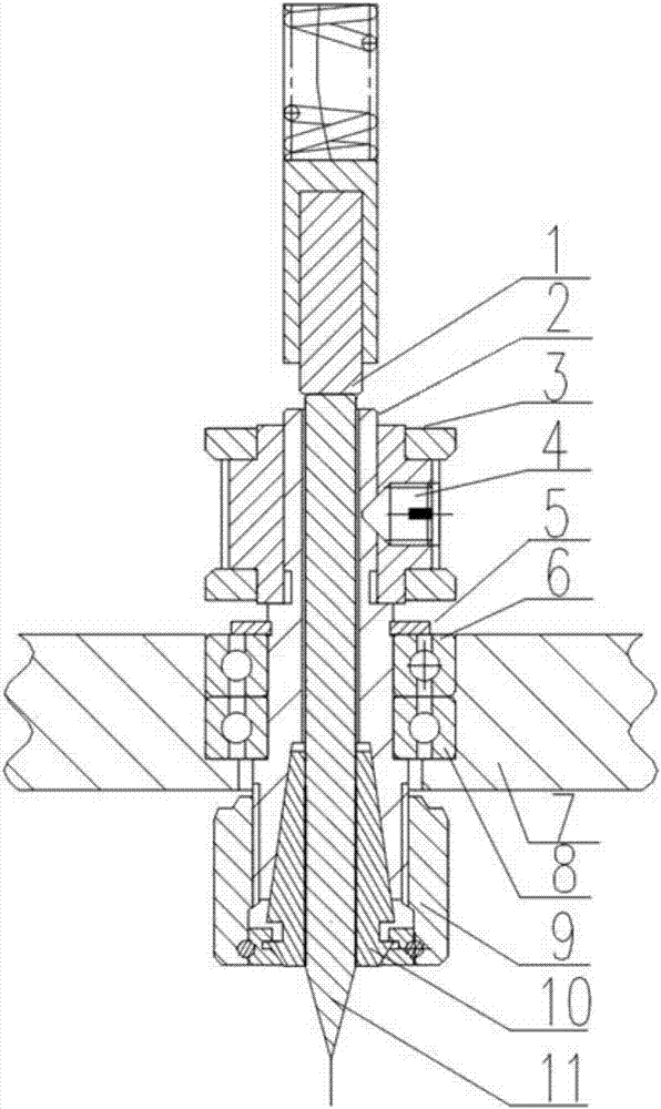 Tool electrode clamp for multi-micropore electric spark discharge synchronous machining