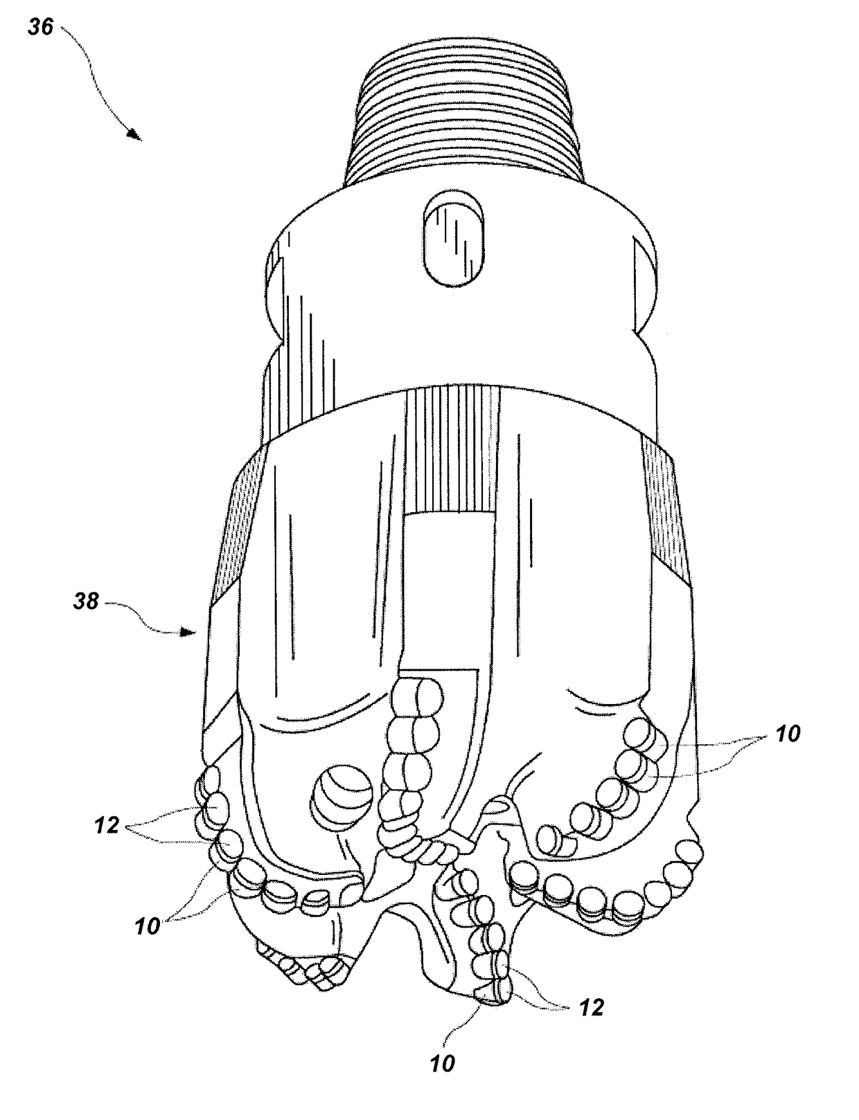 Polycrystalline compacts including crushed diamond nanoparticles, cutting elements and earth boring tools including such compacts, and methods of forming same