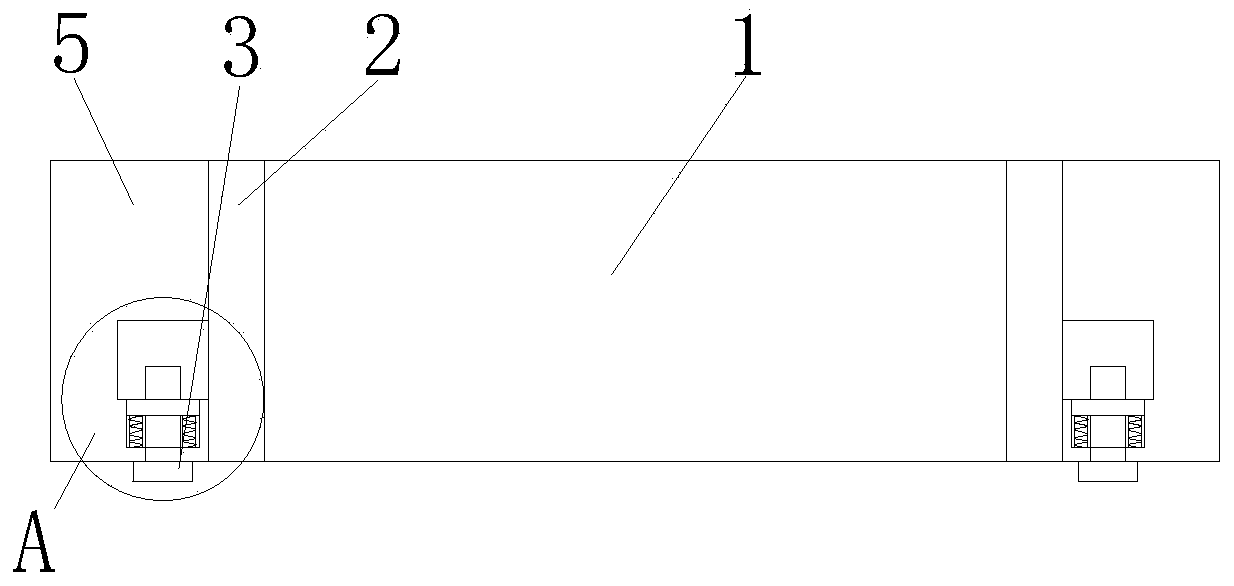 Automatic self-adhesive label cutting device