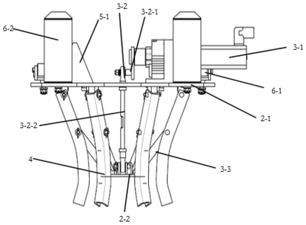 A clamping device in the process of tire transportation