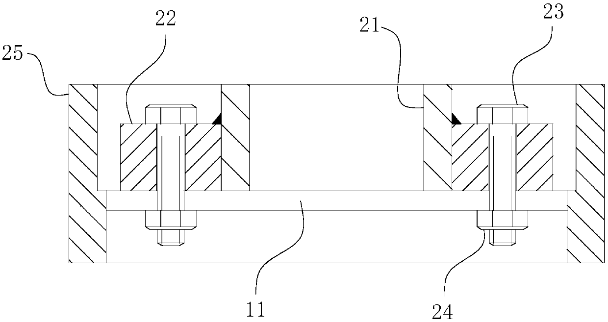 Wire coil distance deformation automatic detection device and detection method applying same