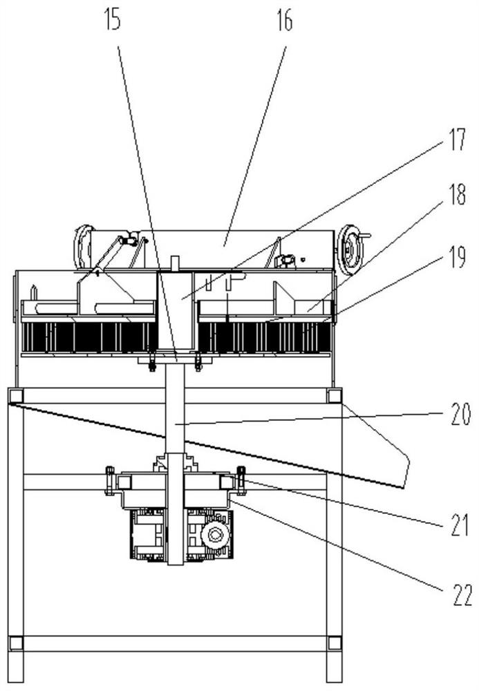 Vertical green walnut peeling machine