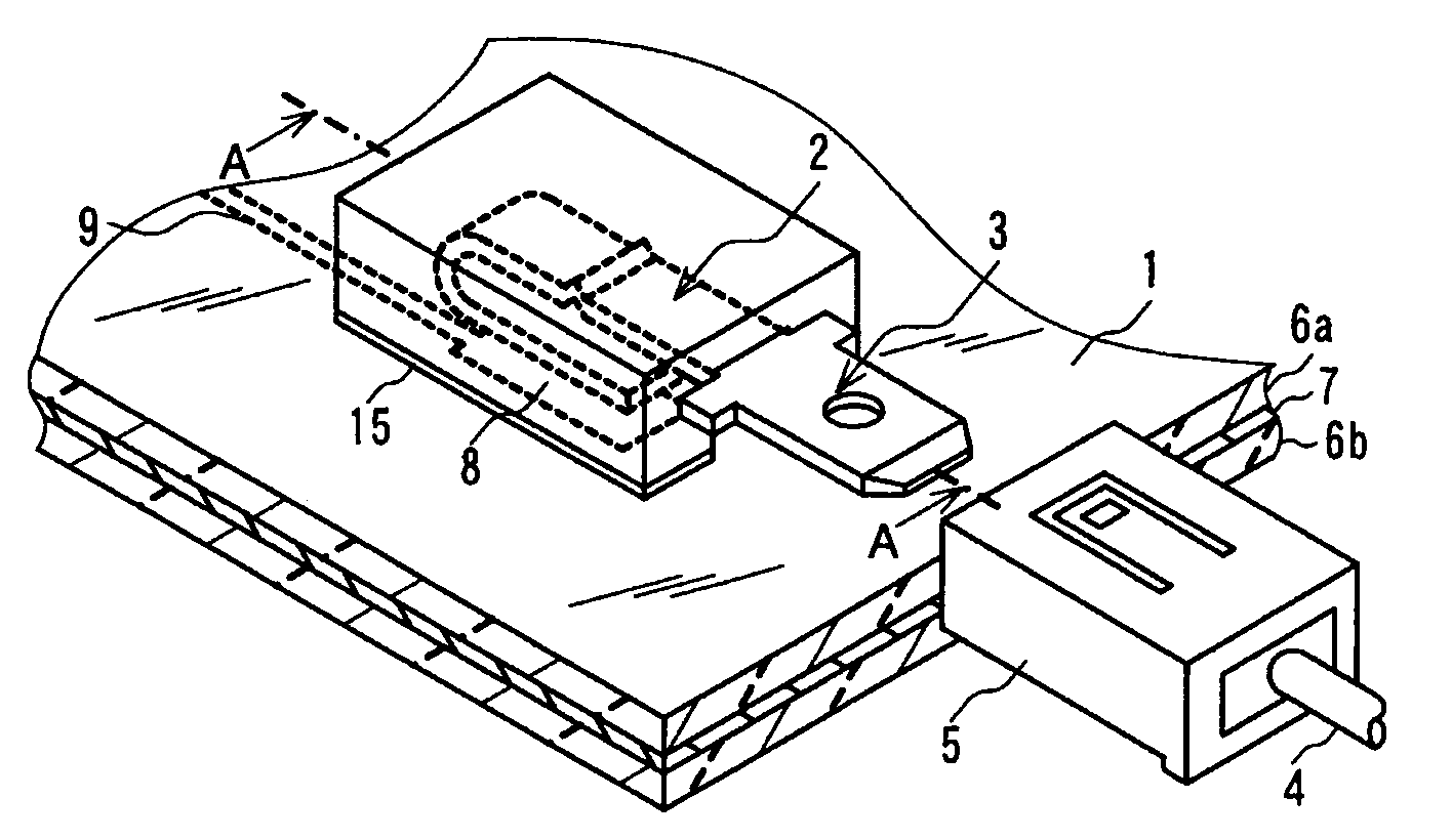 Wire connection structure for laminated glass and laminated glass including such a wire connection structure