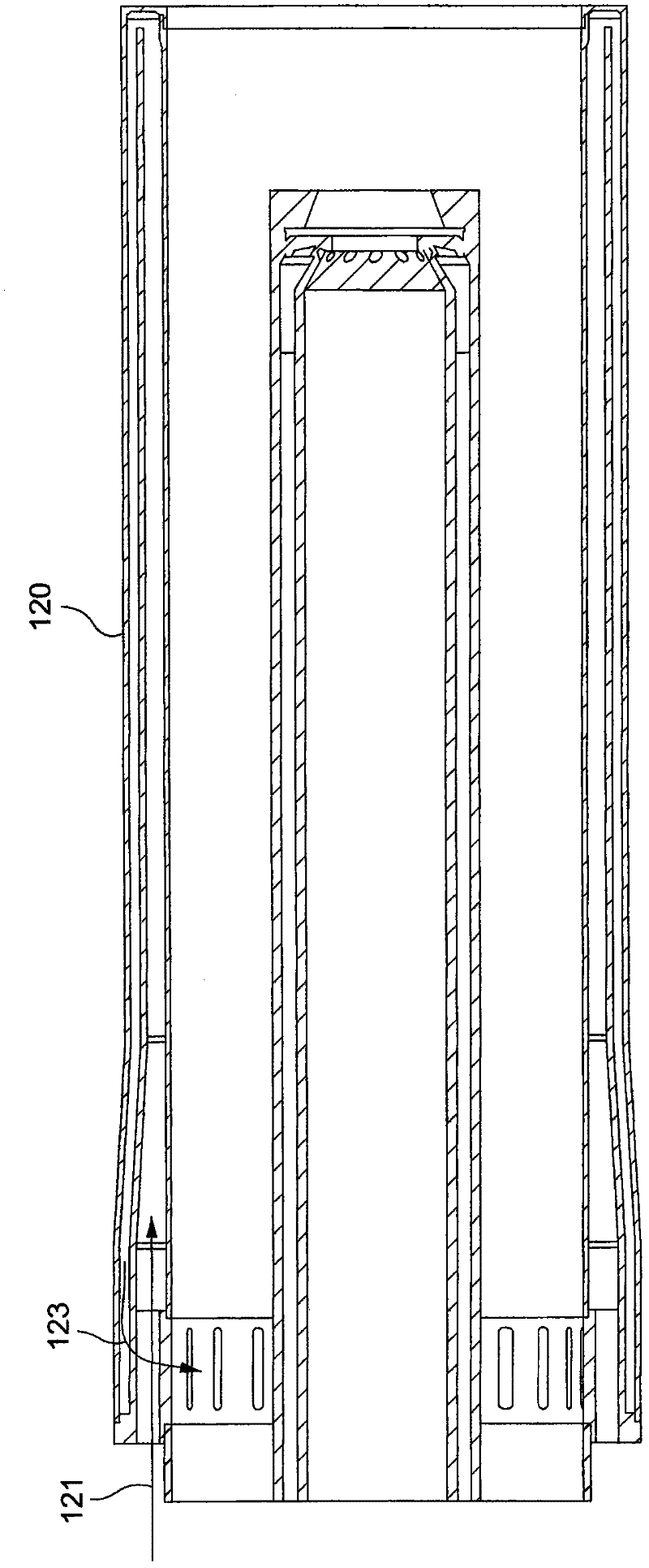 Fuel nozzle with central body cooling system