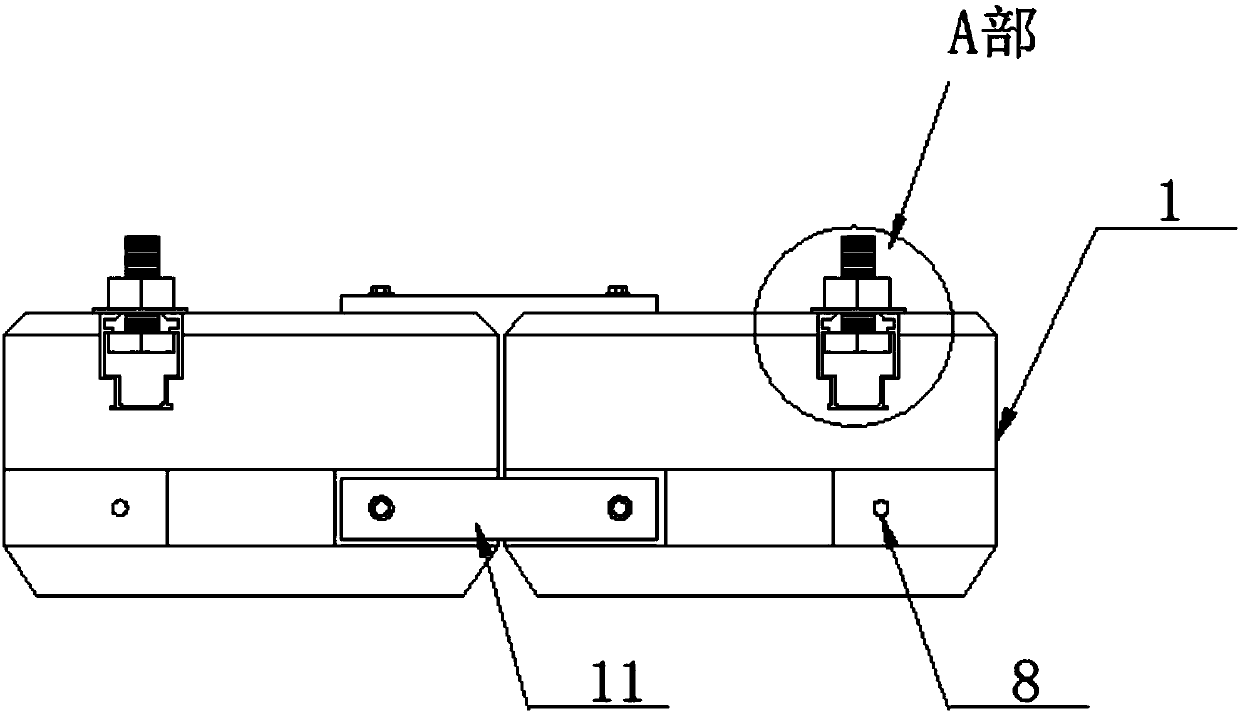 Toppling prevention device for vending machine