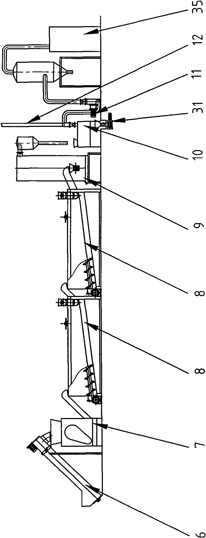 Device for producing regenerative polyester bottle chips by using waste plastics and production process thereof