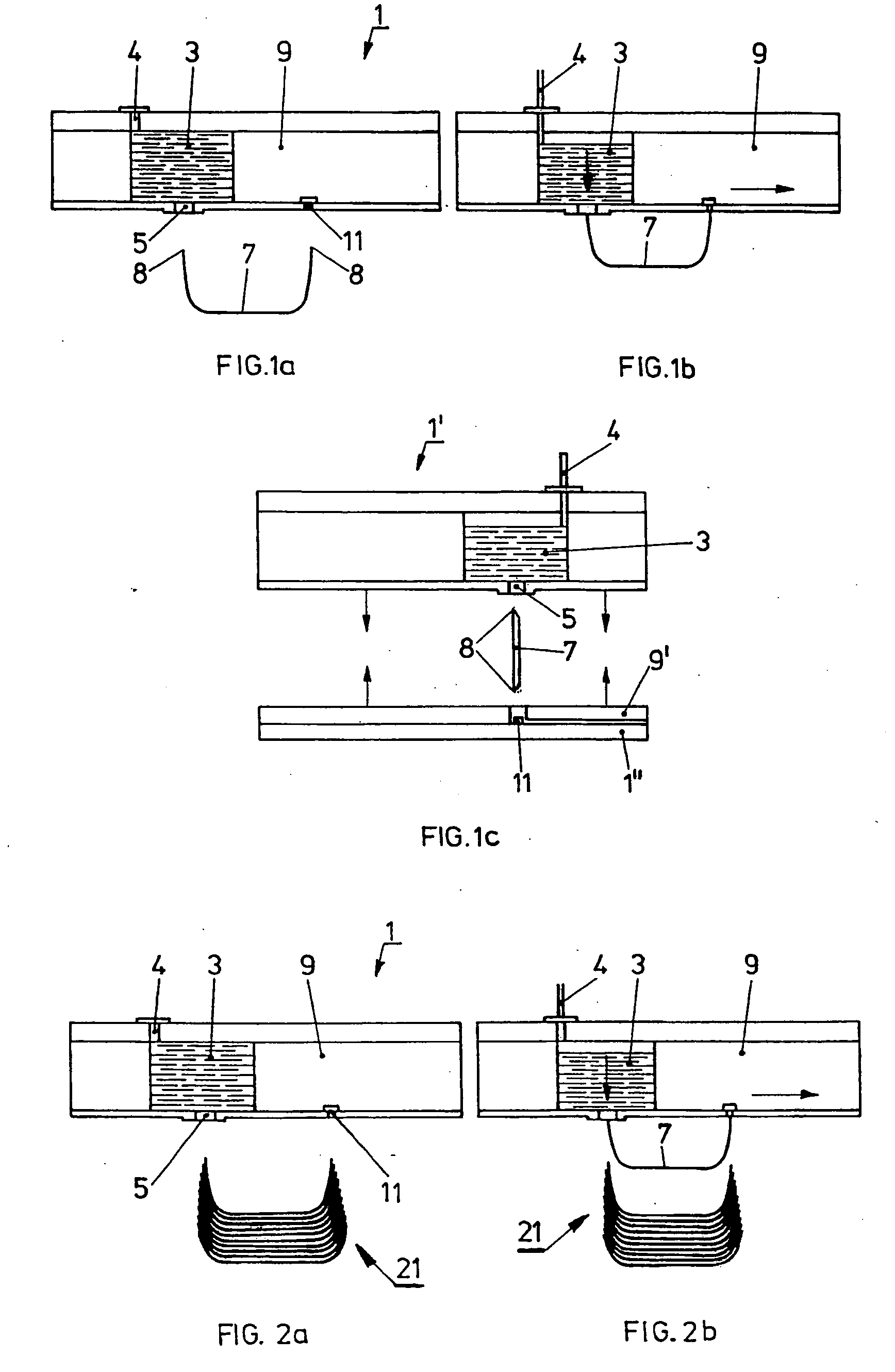 Liquid reservoir connector