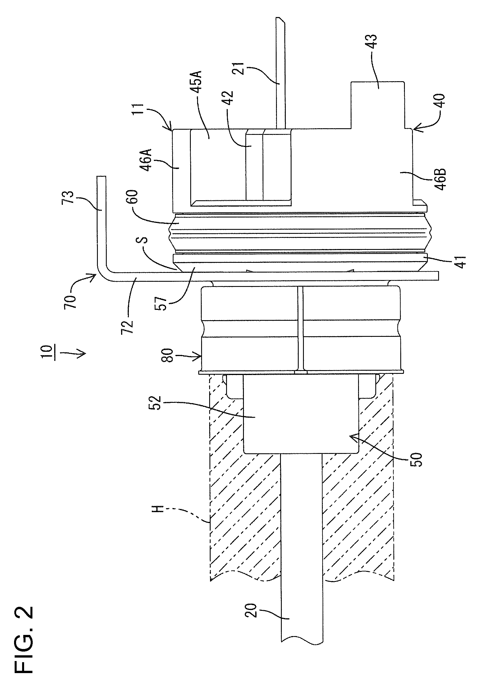 Connector with guide ribs and reinforcing ribs