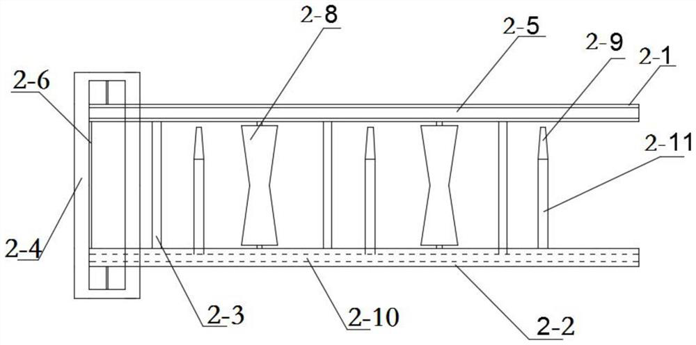 Noise reduction device for reducing noise in steel pipe transportation process