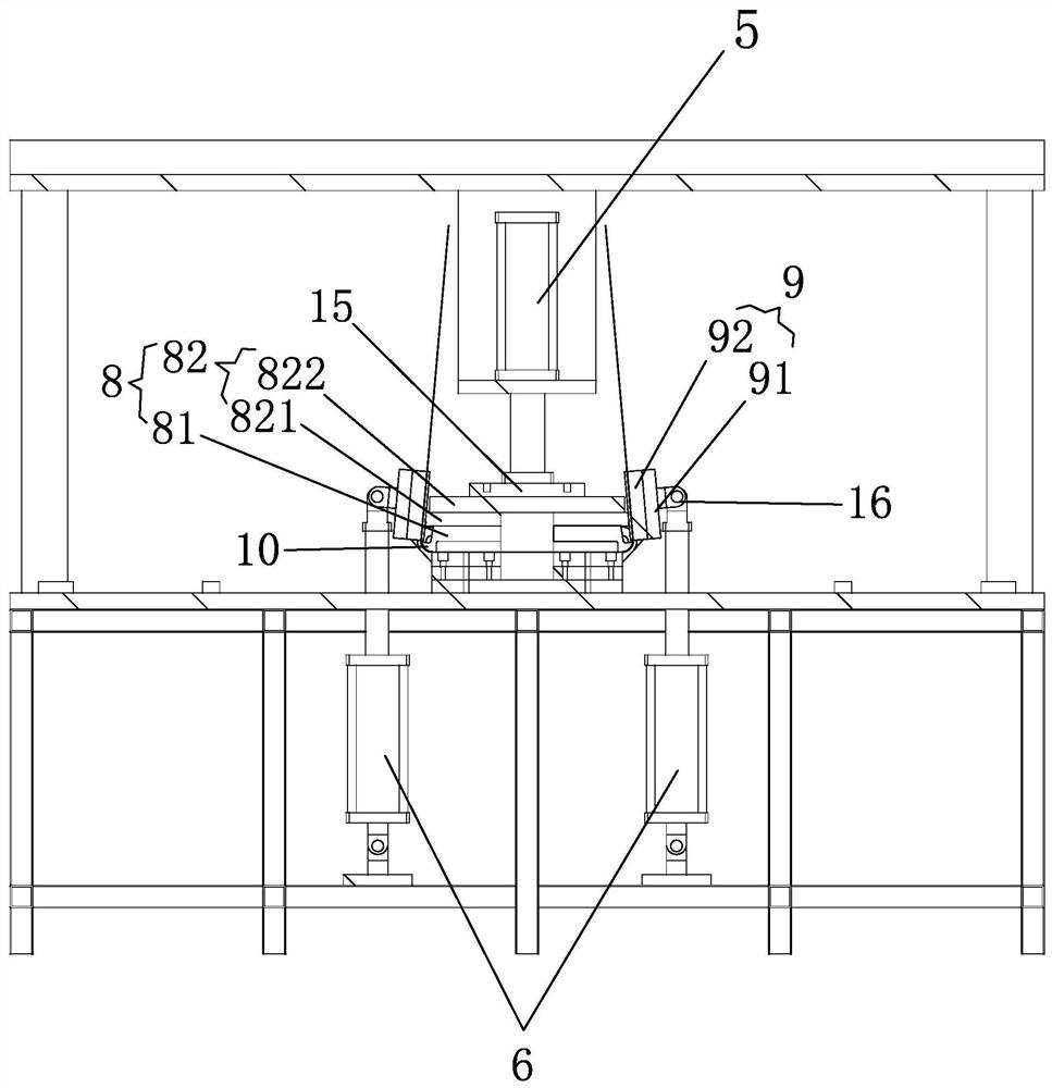 Stamping equipment capable of adjusting U-shaped folding angle