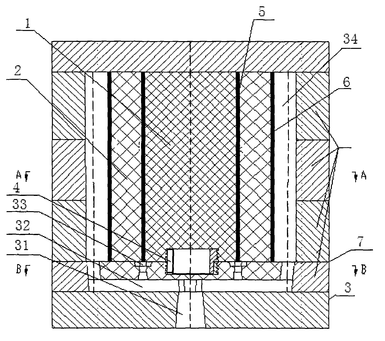 Multi-element combined-type low-pressure pouring method and combined-type sand core