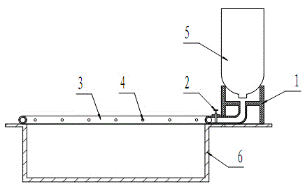 Low-maintenance storage battery positive plate cleaning and alkalizing device and cleaning method