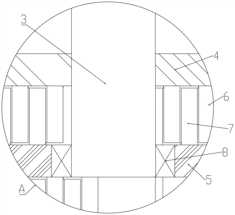 Filtering device for processing high-quality and high-yield oil plants