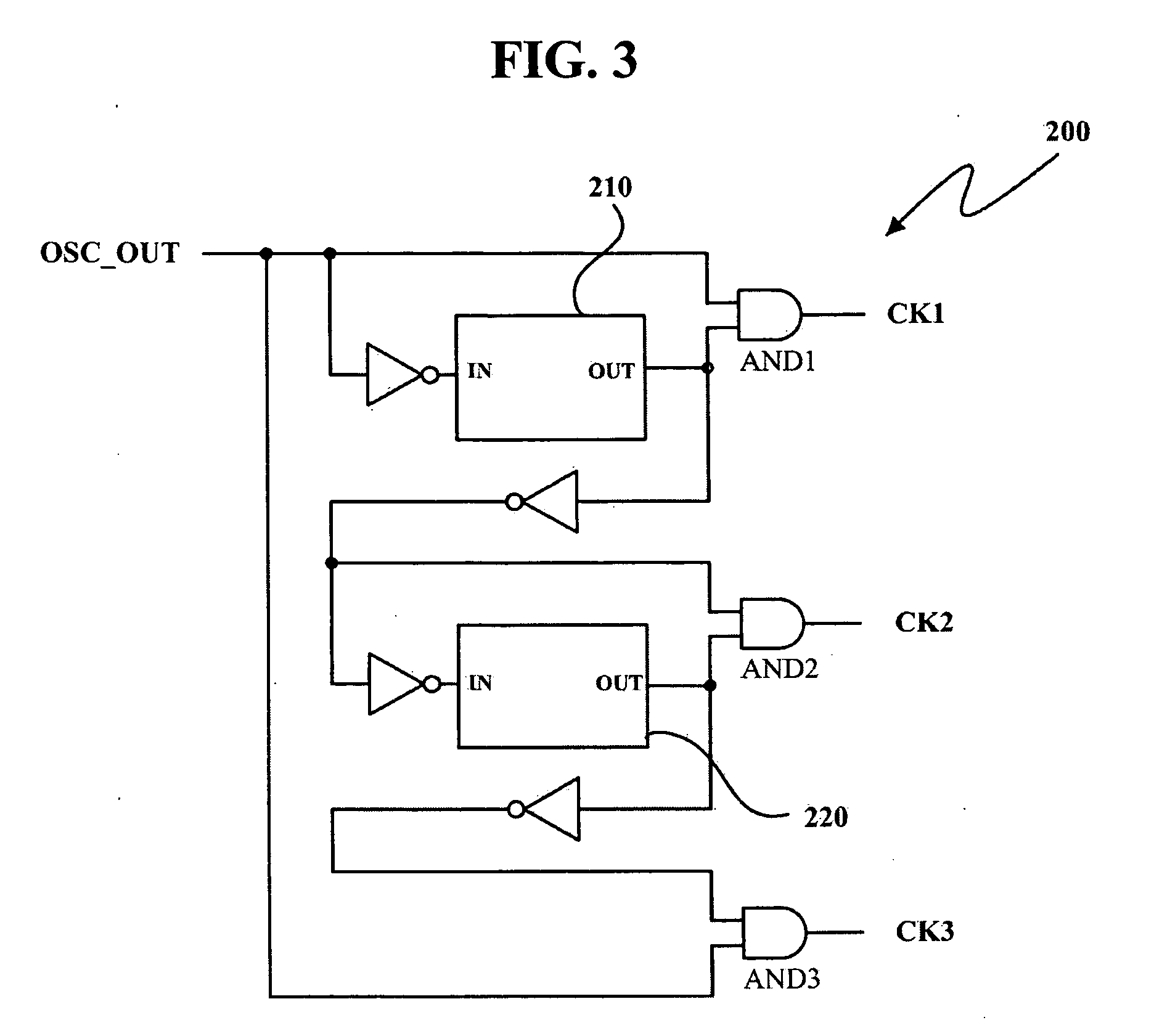 Voltage generating circuit, semiconductor memory device comprising the same, and voltage generating method