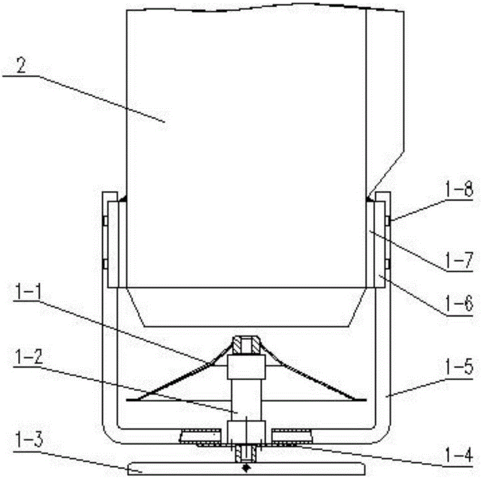 Inverted separating type bucket scattering device