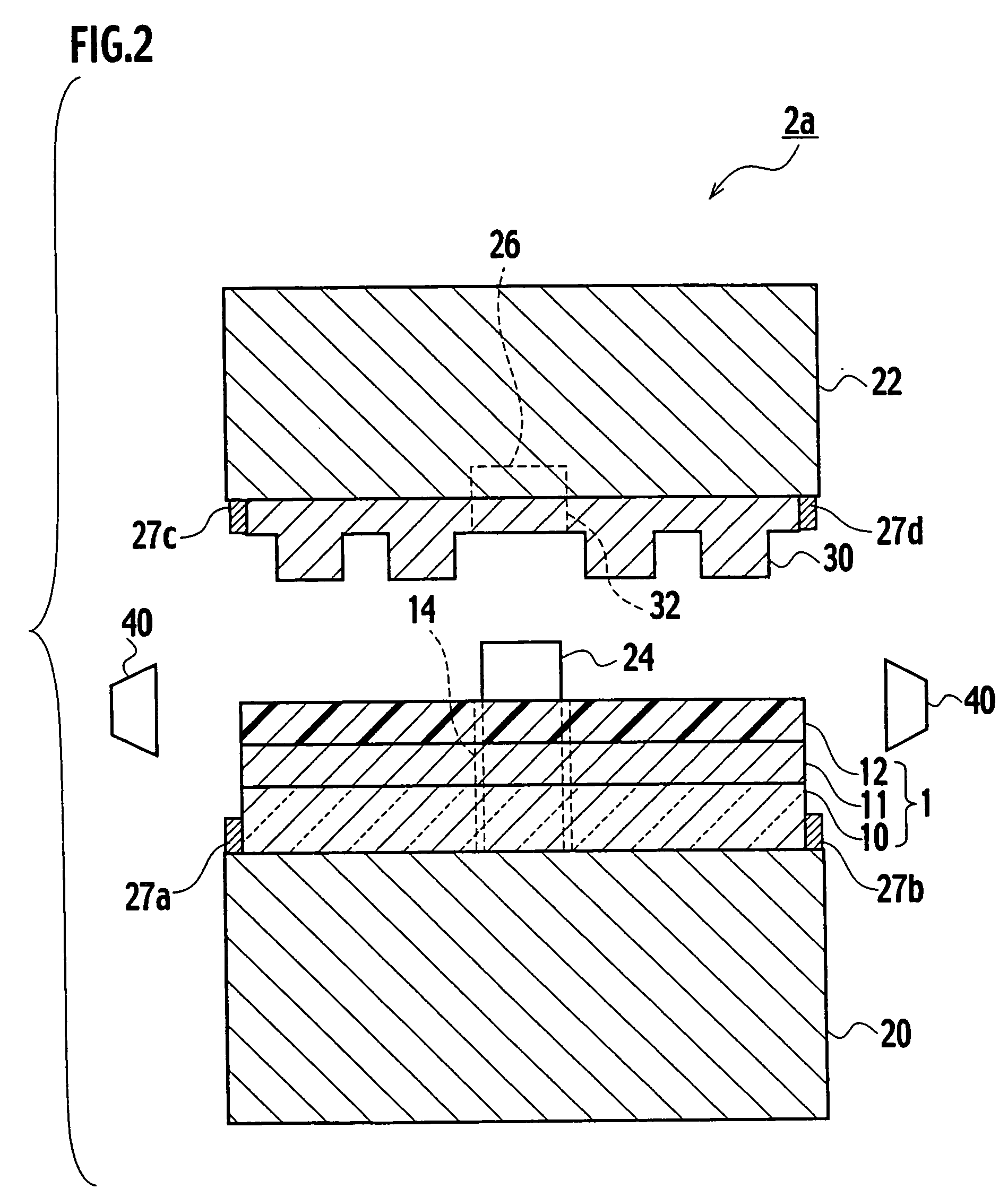 Imprint apparatus and method for imprinting