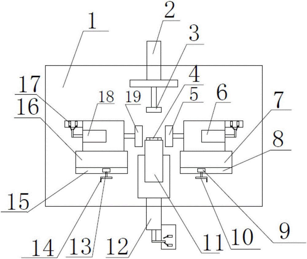 Double-headed automatic chamfering machine for pipe fittings