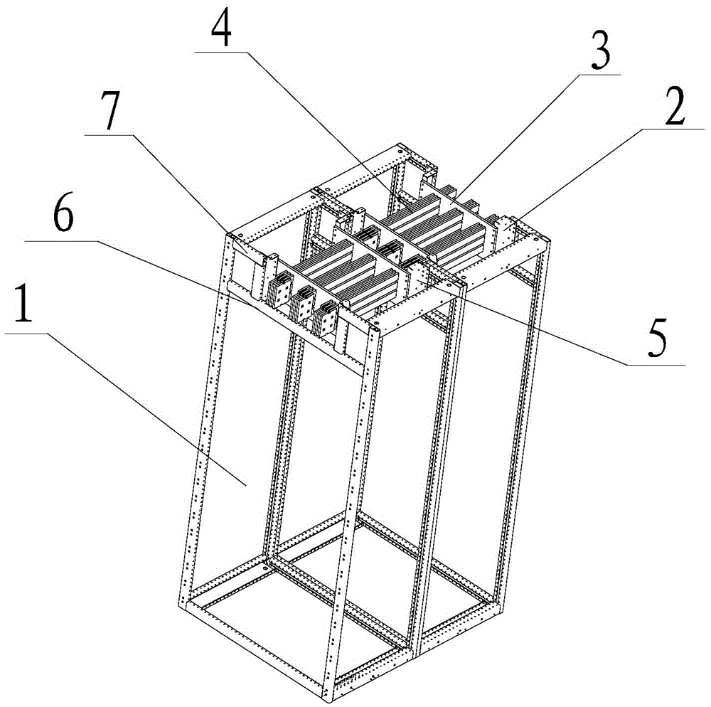 Main busbar lapping device and method of low-voltage distribution cabinet