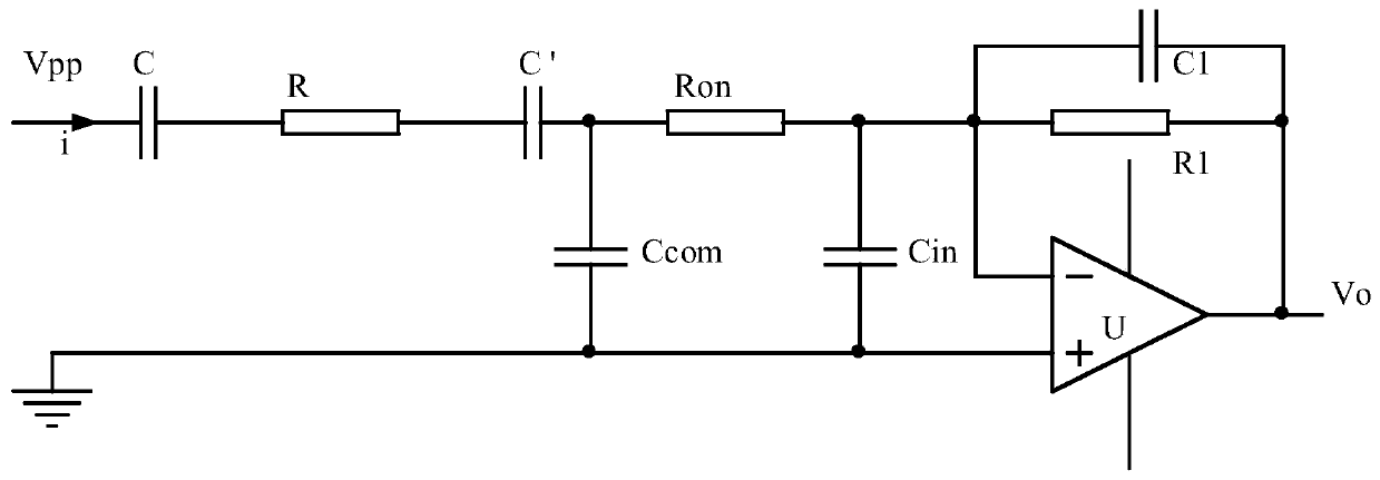 Shiftable large-range capacitive coupling type non-contact conductivity measuring device and method