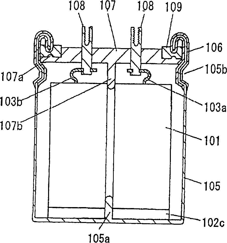 Capacitor and method of connecting the same