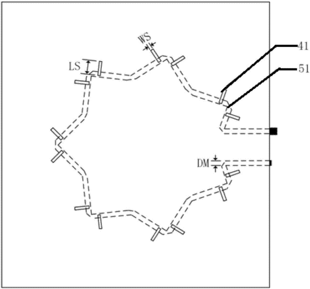 Broadband string series-feed circular polarization patch antenna