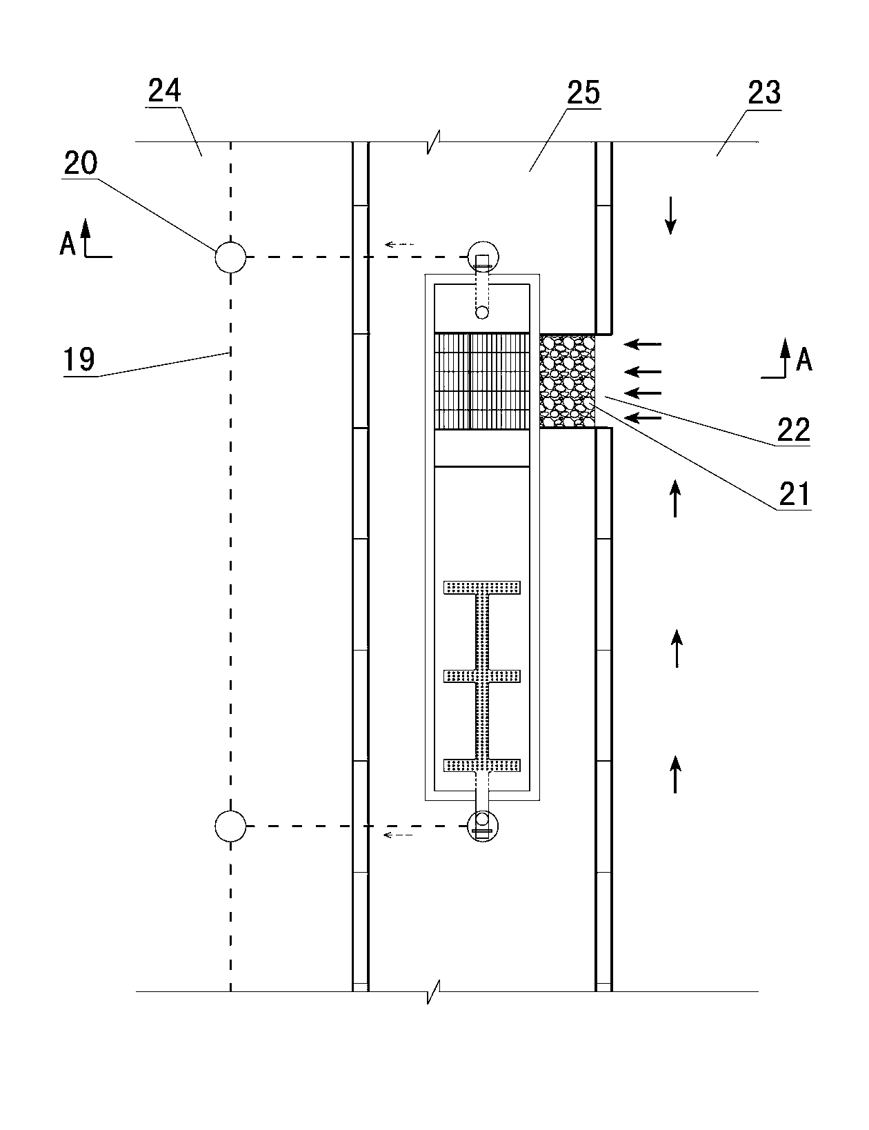 Urban road rainfall runoff ecological coprocessing device and method