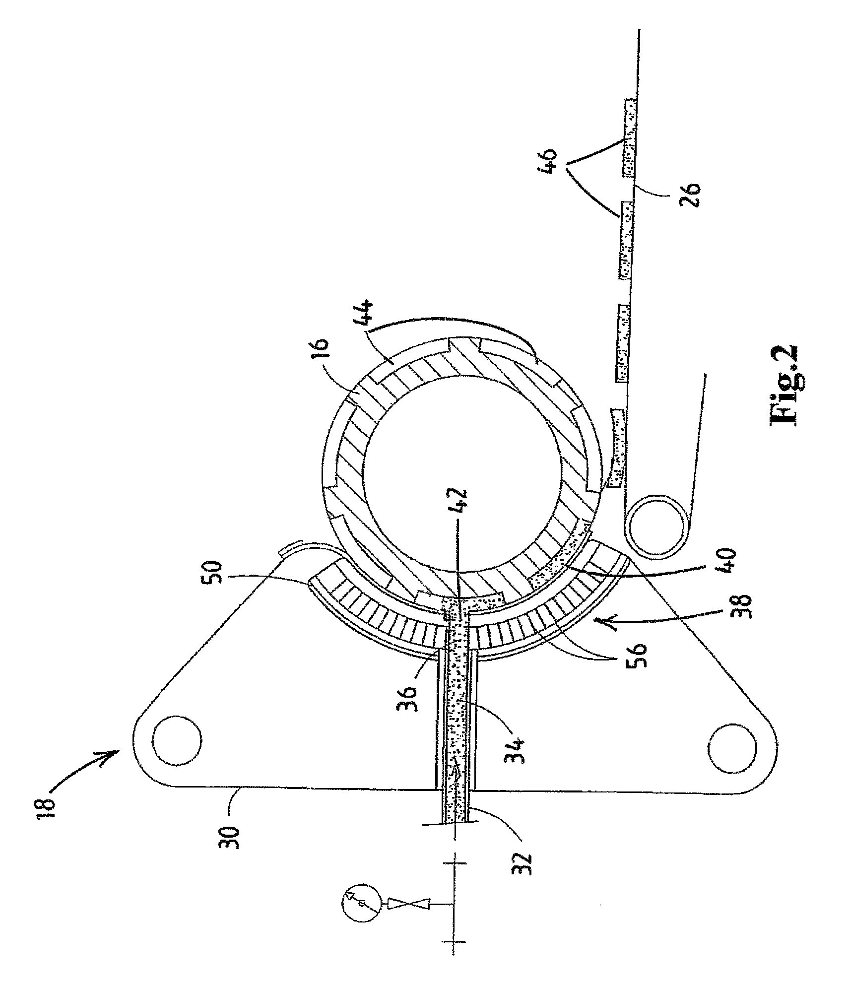 Mass-distributing device and moulding device comprising a mass distributing device of this type