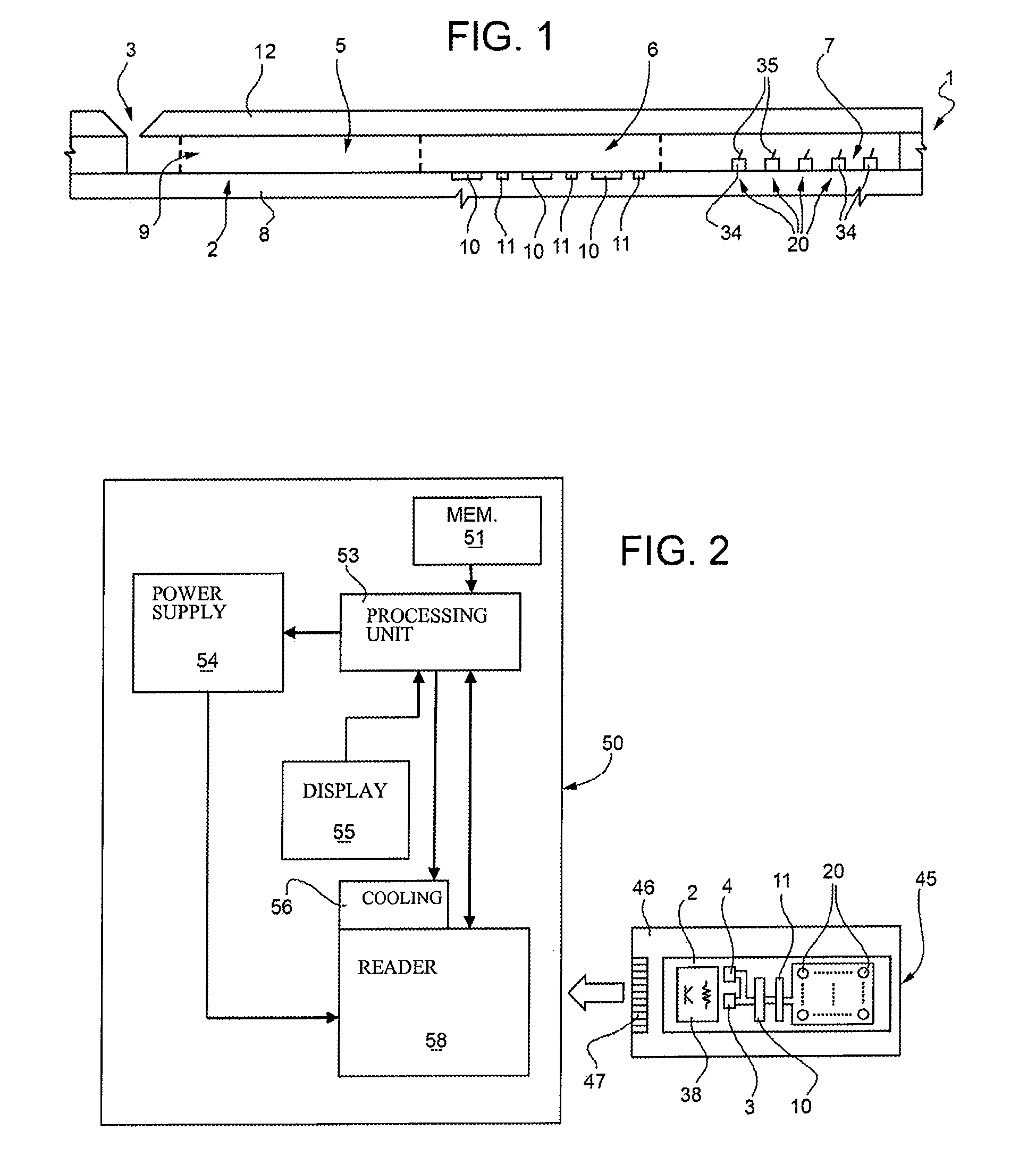 Method for detecting the presence of liquids in a microfluidic device, detecting apparatus and corresponding microfluidic device