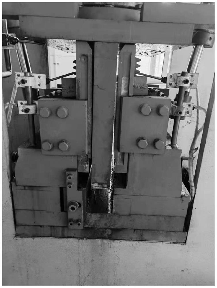 Manufacturing method of highly corrosion-resistant/mildew-proof bamboo scrimber